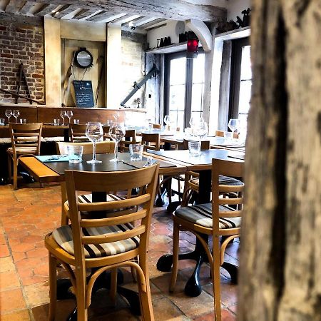 Entre Terre Et Mer Honfleur Exteriér fotografie