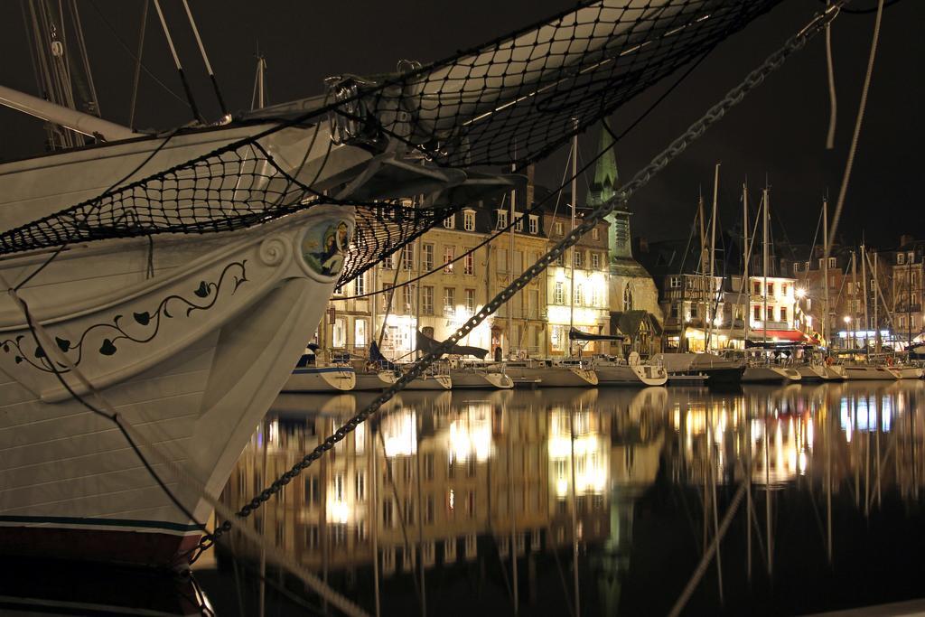 Entre Terre Et Mer Honfleur Exteriér fotografie