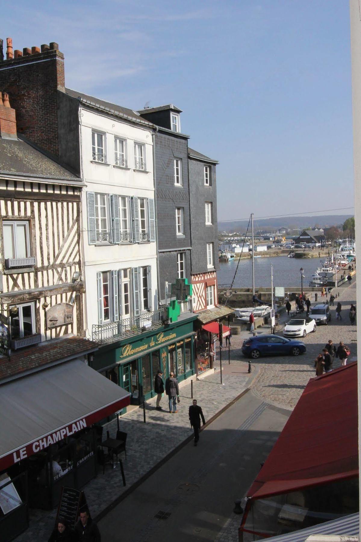 Entre Terre Et Mer Honfleur Exteriér fotografie